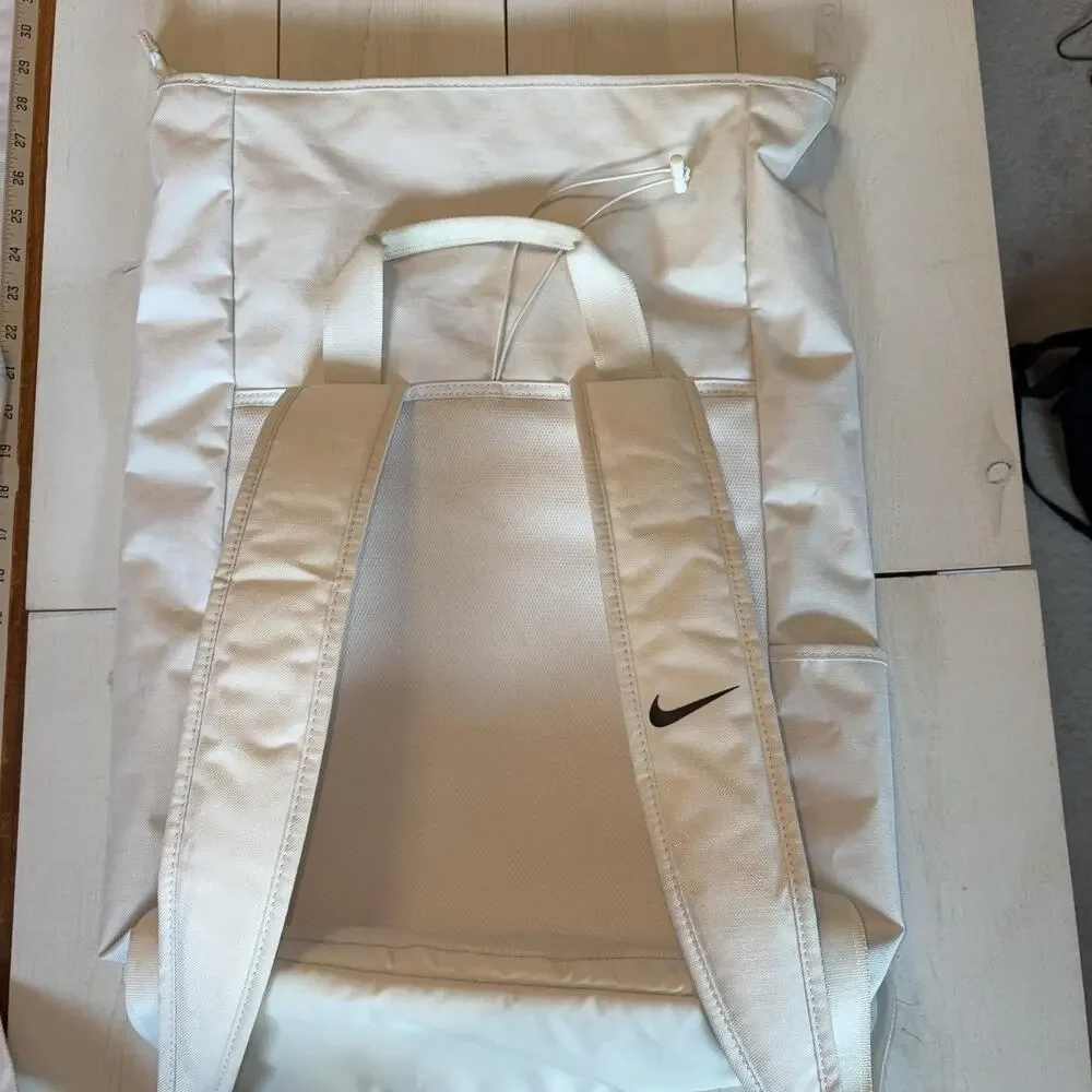 Nike White 20